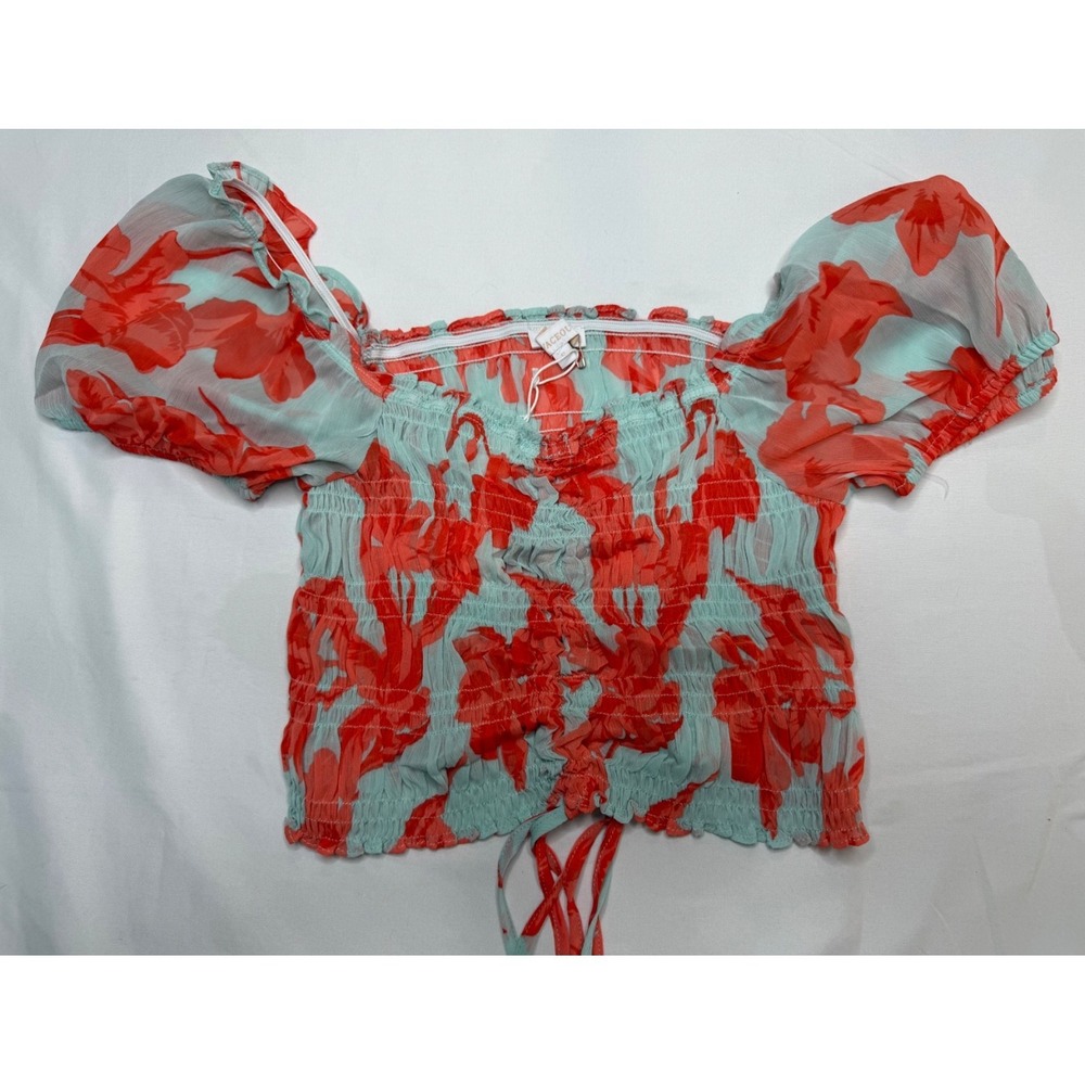 Olivaceous Floral Smocked Crop Top S NWT Puff Sleeve Tropical Resort Cottagecore